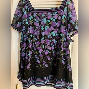 Apt 9 gently used women’s top 2X
